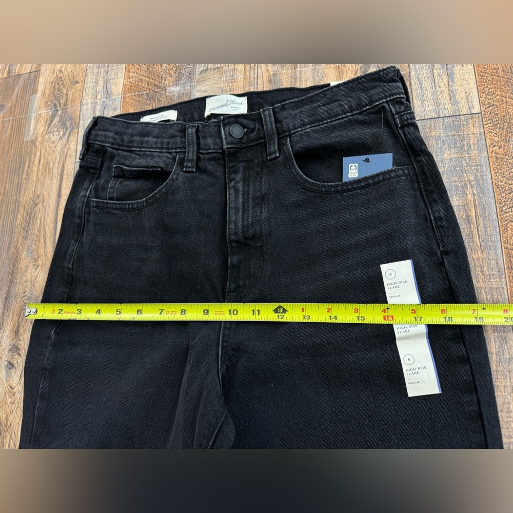 Universal Thread Women's Black High Rise Flare Legs Denim Jeans, Size 8R - Picture 5 of 16